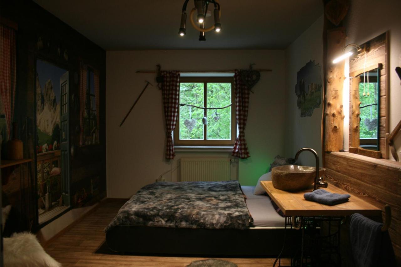 Krug'S Family Hostel Und Restaurant Weilheim in Oberbayern Luaran gambar