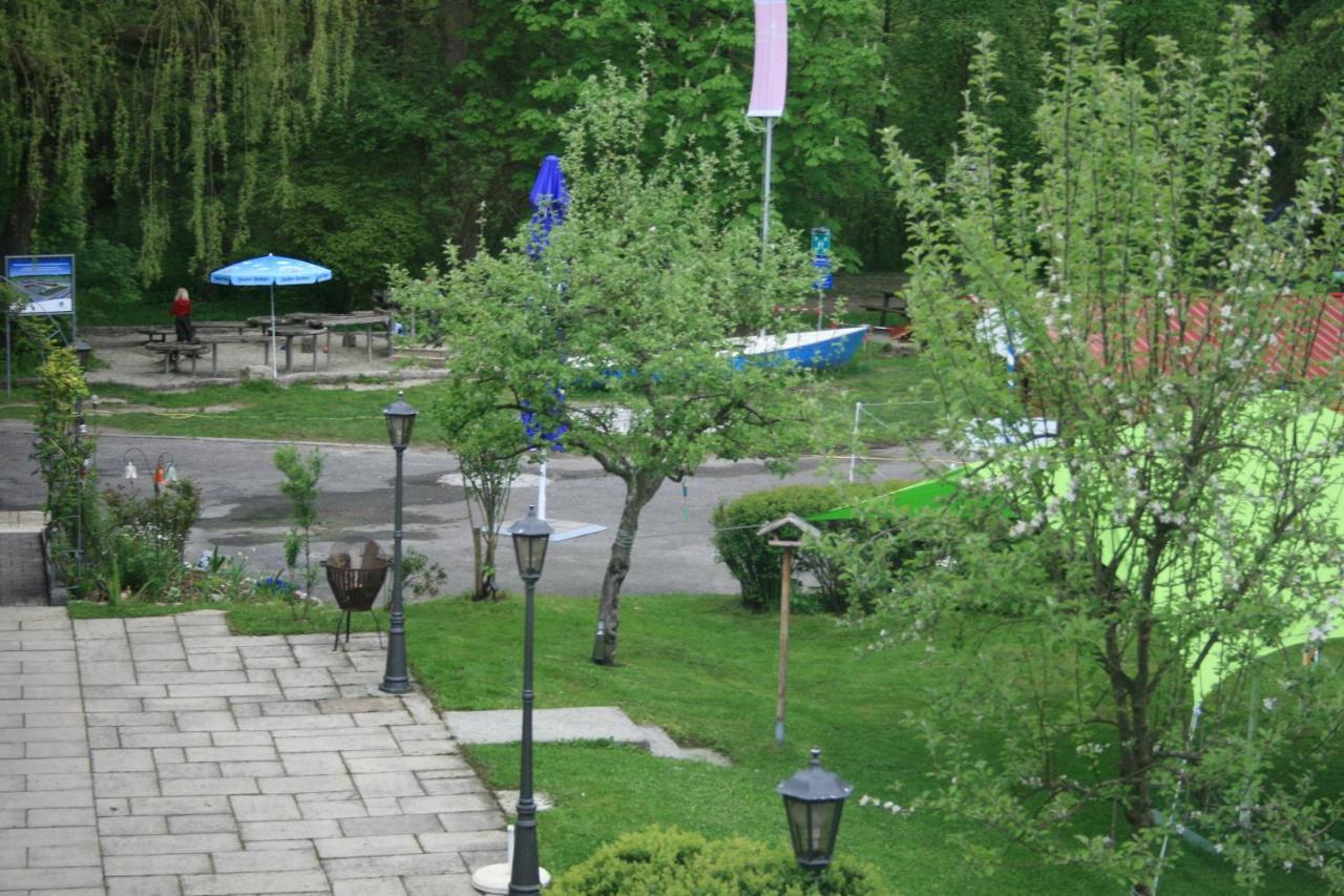Krug'S Family Hostel Und Restaurant Weilheim in Oberbayern Luaran gambar
