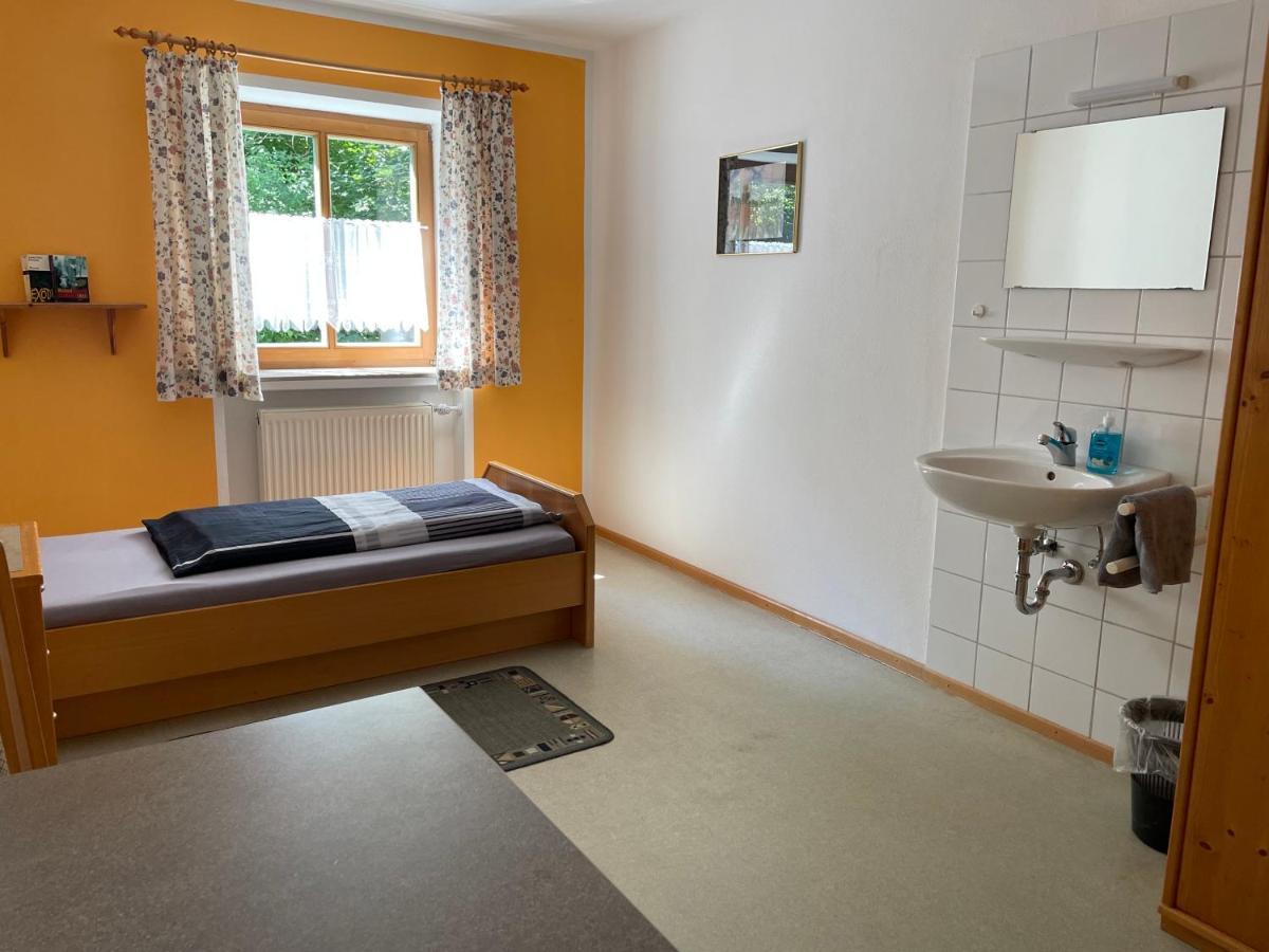 Krug'S Family Hostel Und Restaurant Weilheim in Oberbayern Luaran gambar